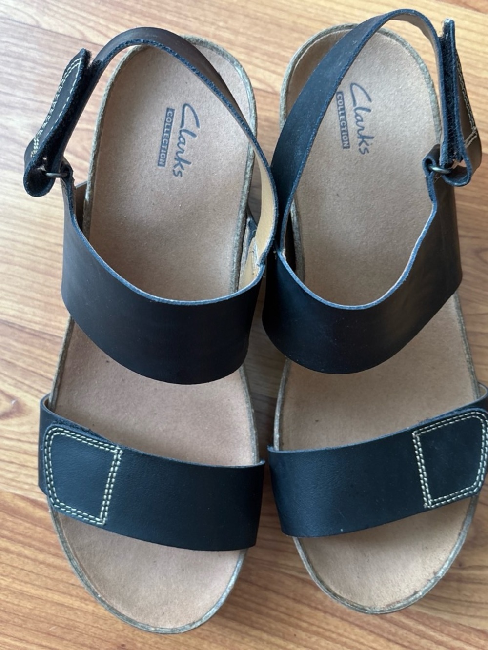 Clarks Black Leather Wide-Strap Slingback Sandals size 9